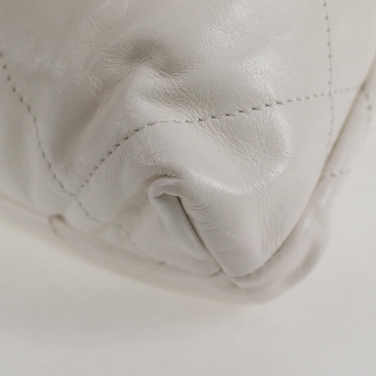 Chanel White Leather Chanel 22