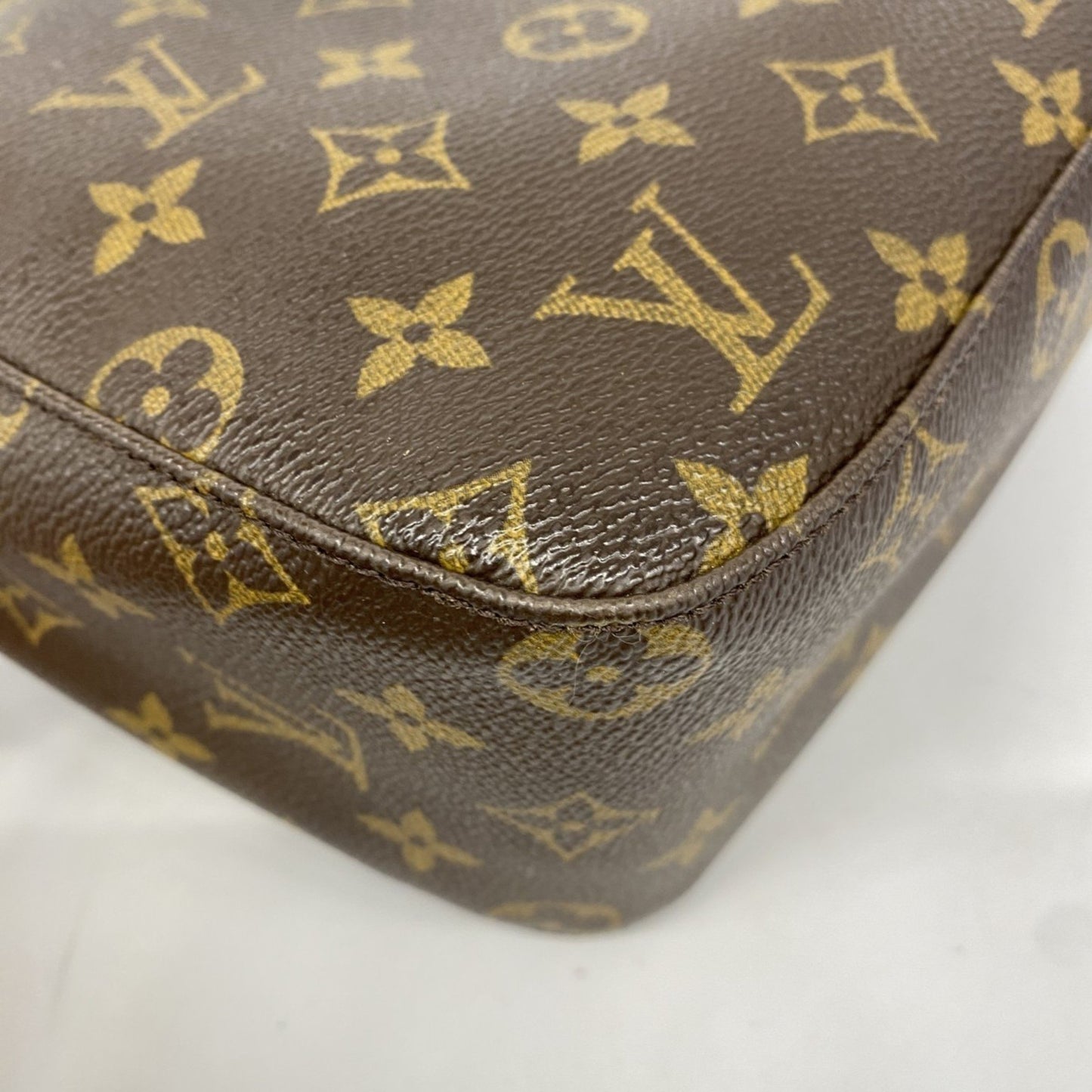 Louis Vuitton Brown Canvas Looping Mm