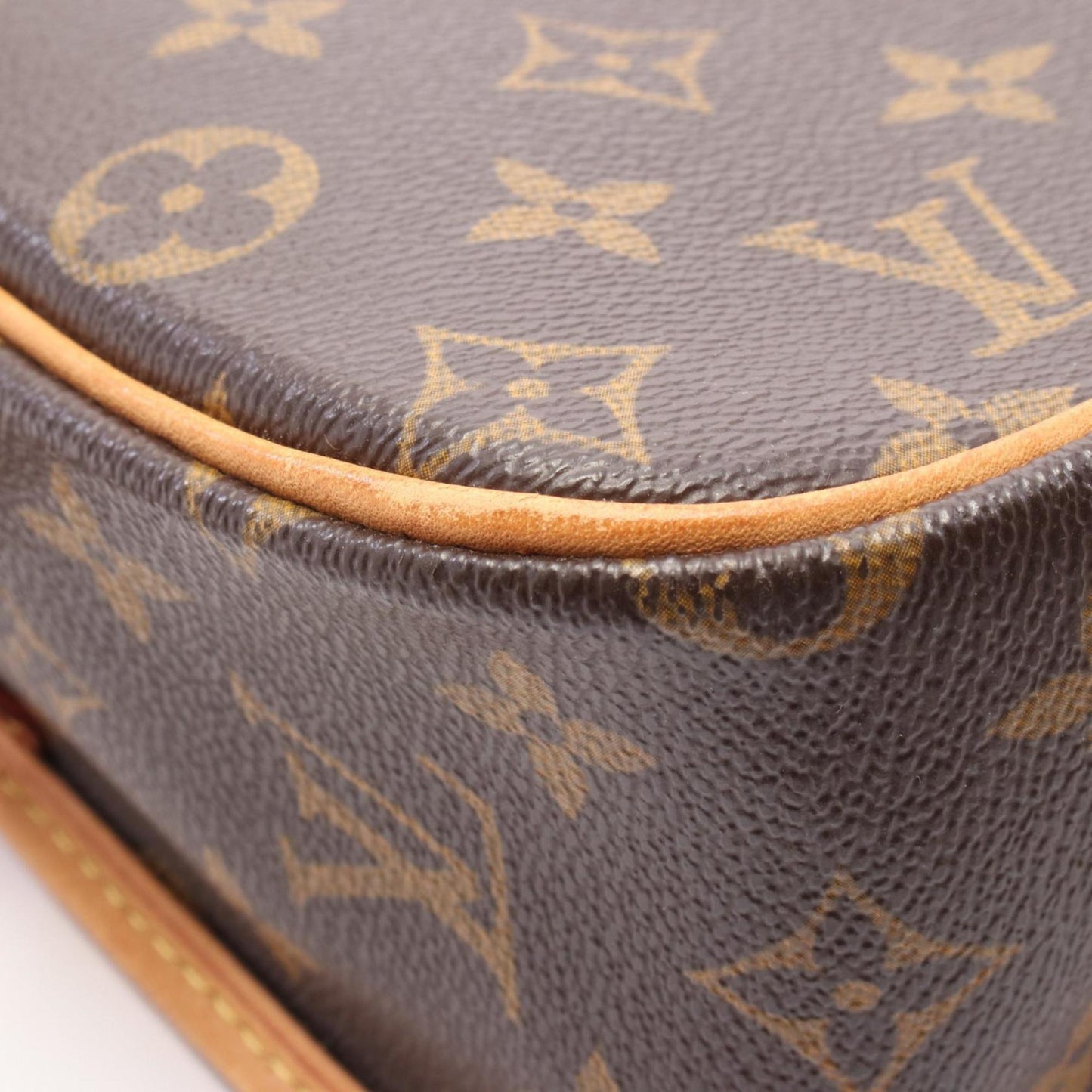 Louis Vuitton Brown Canvas Sologne