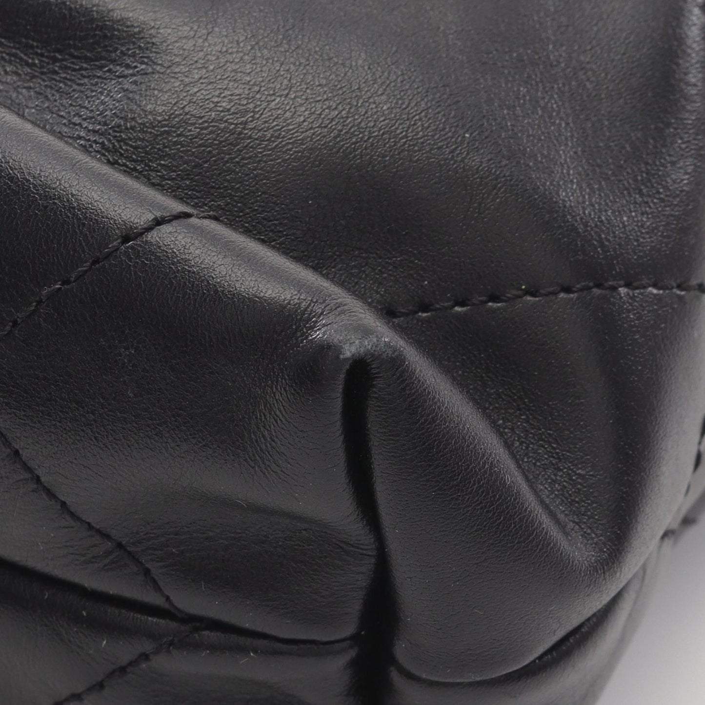 Chanel Black Leather Chanel 22