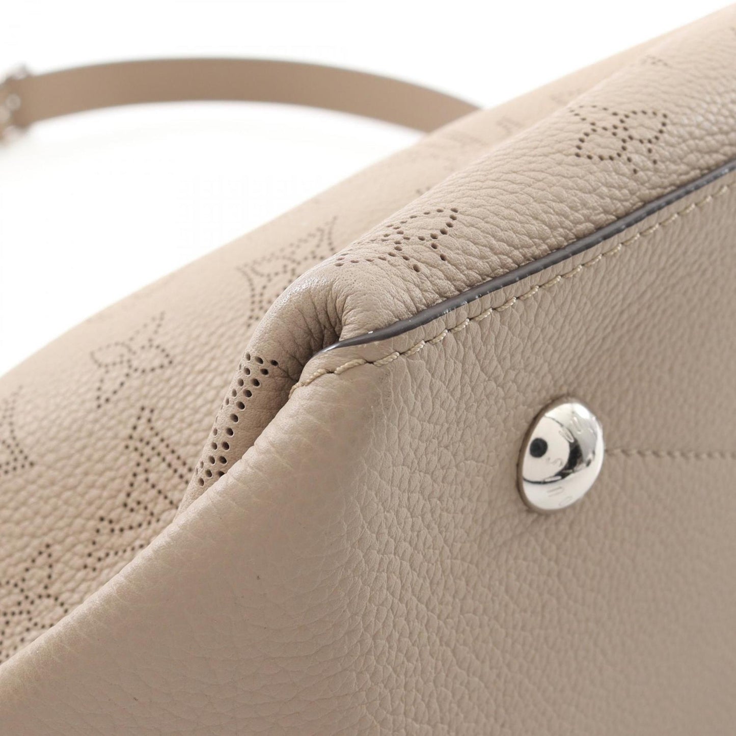 Louis Vuitton Brown Leather Beaubourg
