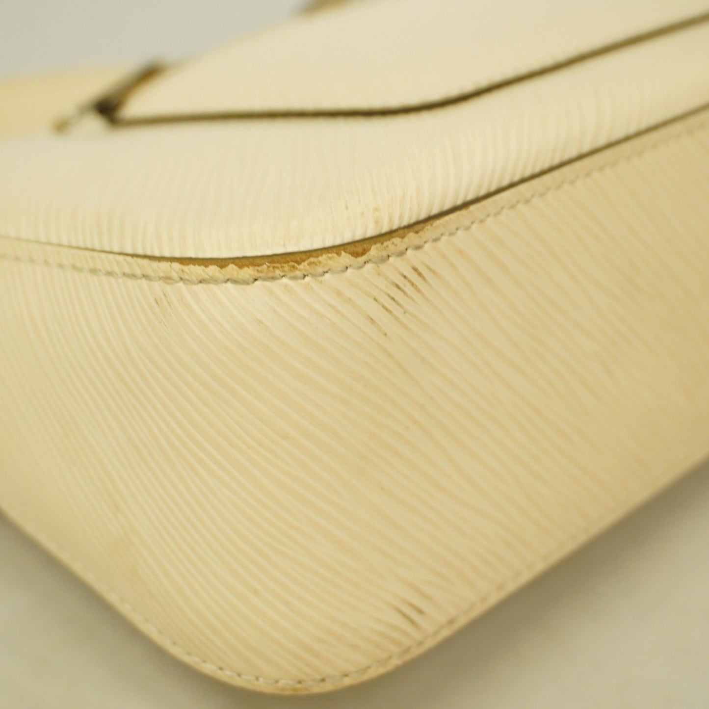 Louis Vuitton Brown Leather Marelle