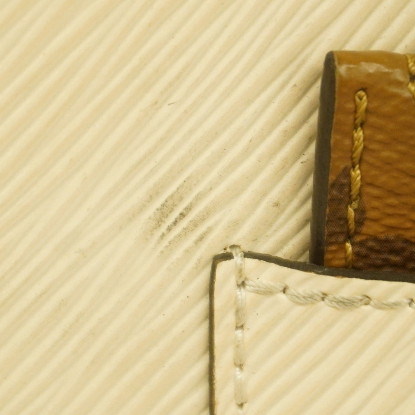 Louis Vuitton Brown Leather Marelle