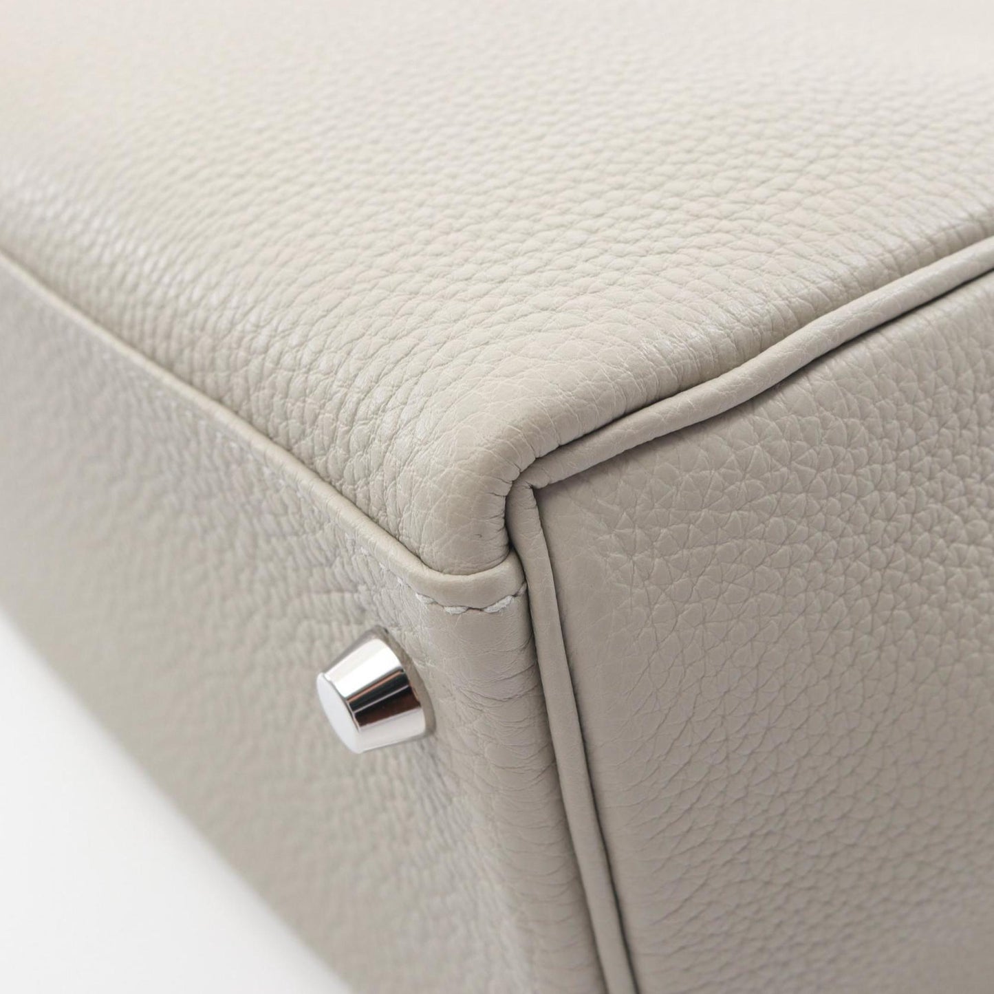 Hermès Gray Leather Kelly 28