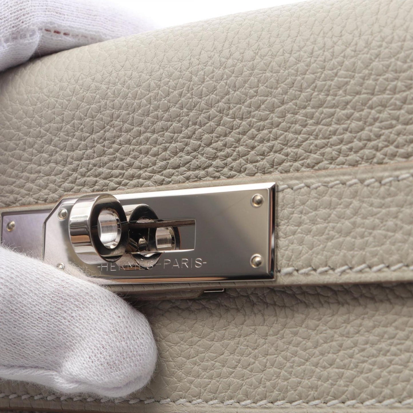 Hermès Gray Leather Kelly 28