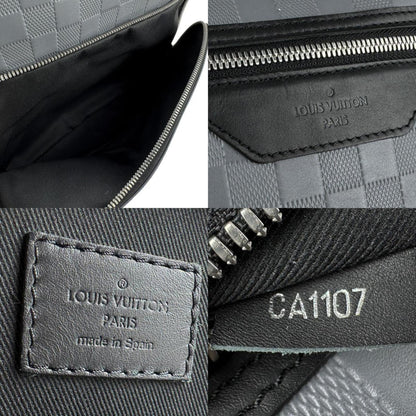 Louis Vuitton Gray Canvas Avenue