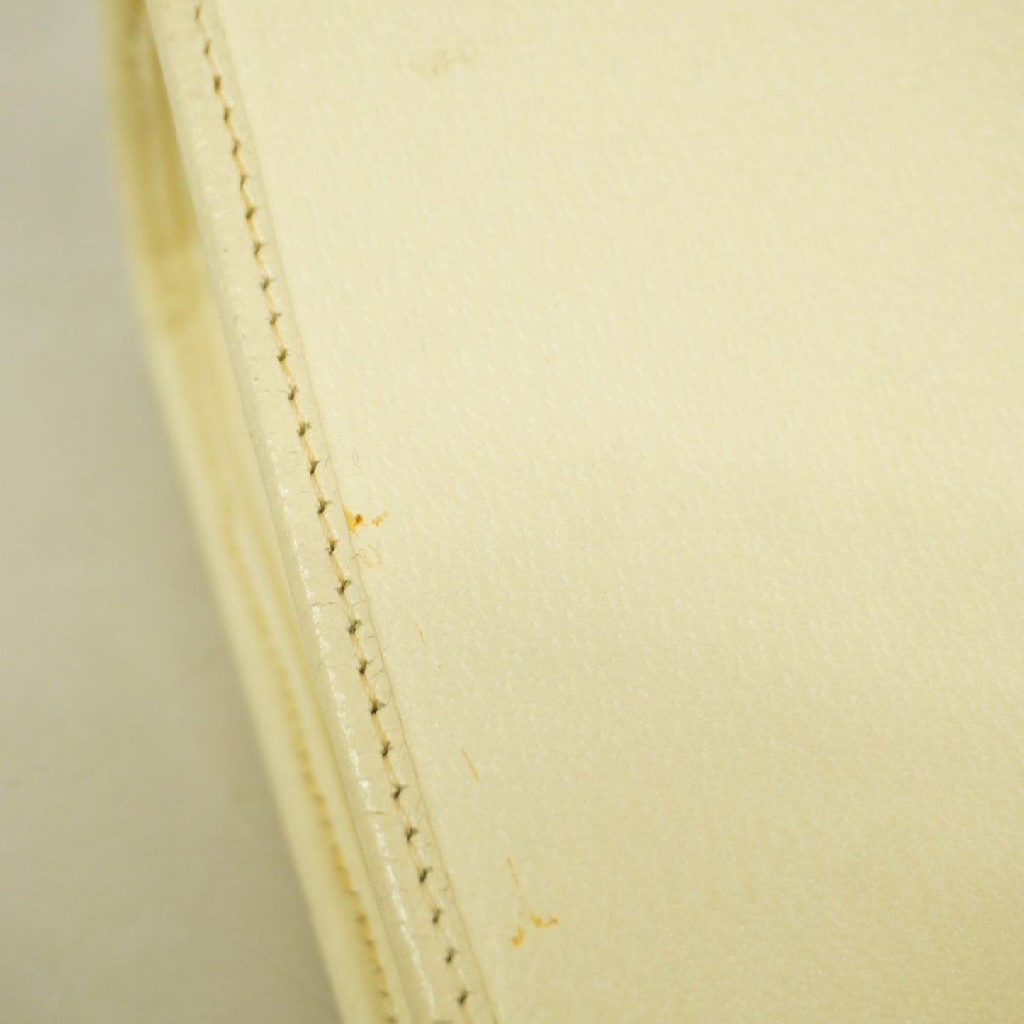Gucci White Leather Jackie