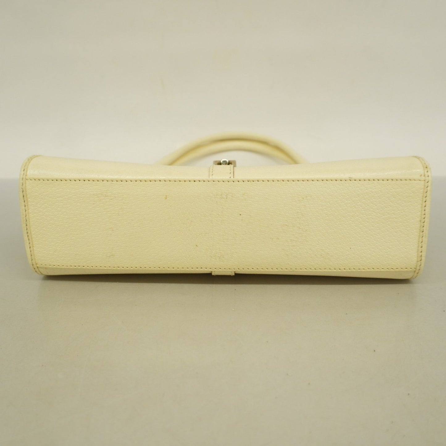 Gucci White Leather Jackie