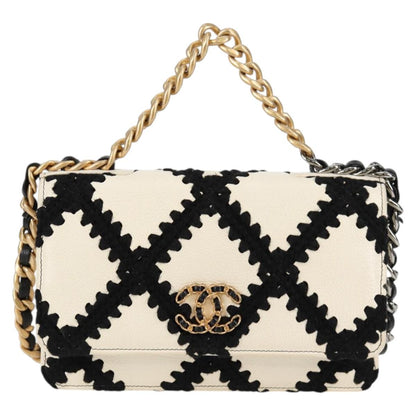 Chanel White Leather Chanel 19