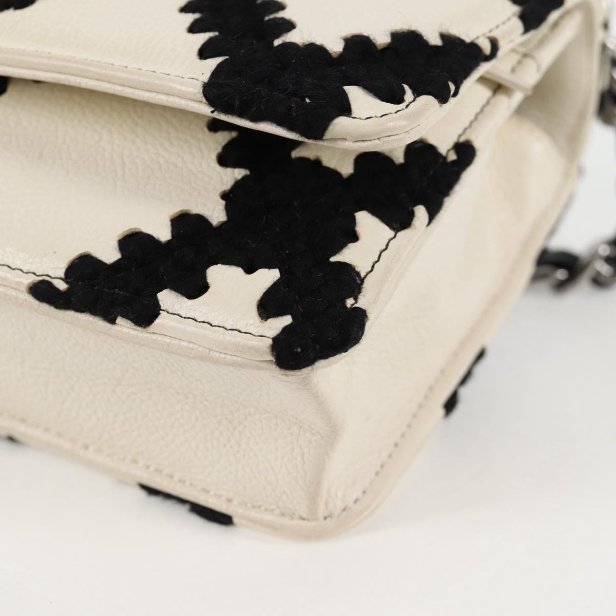 Chanel White Leather Chanel 19