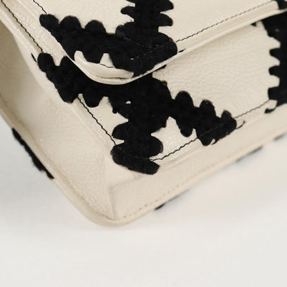 Chanel White Leather Chanel 19