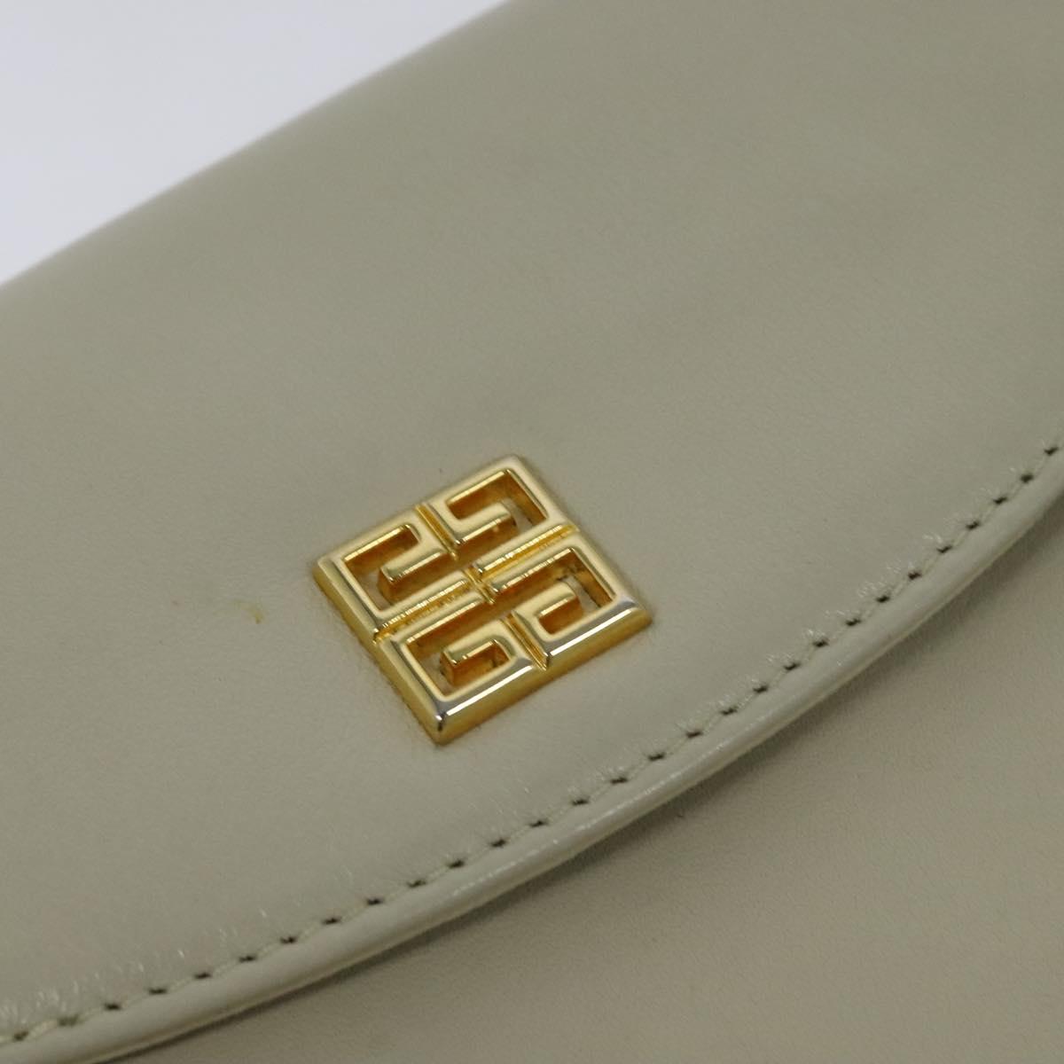 Givenchy White Leather 4g