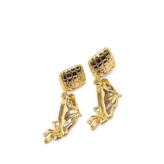Chanel Gold Metal Earring