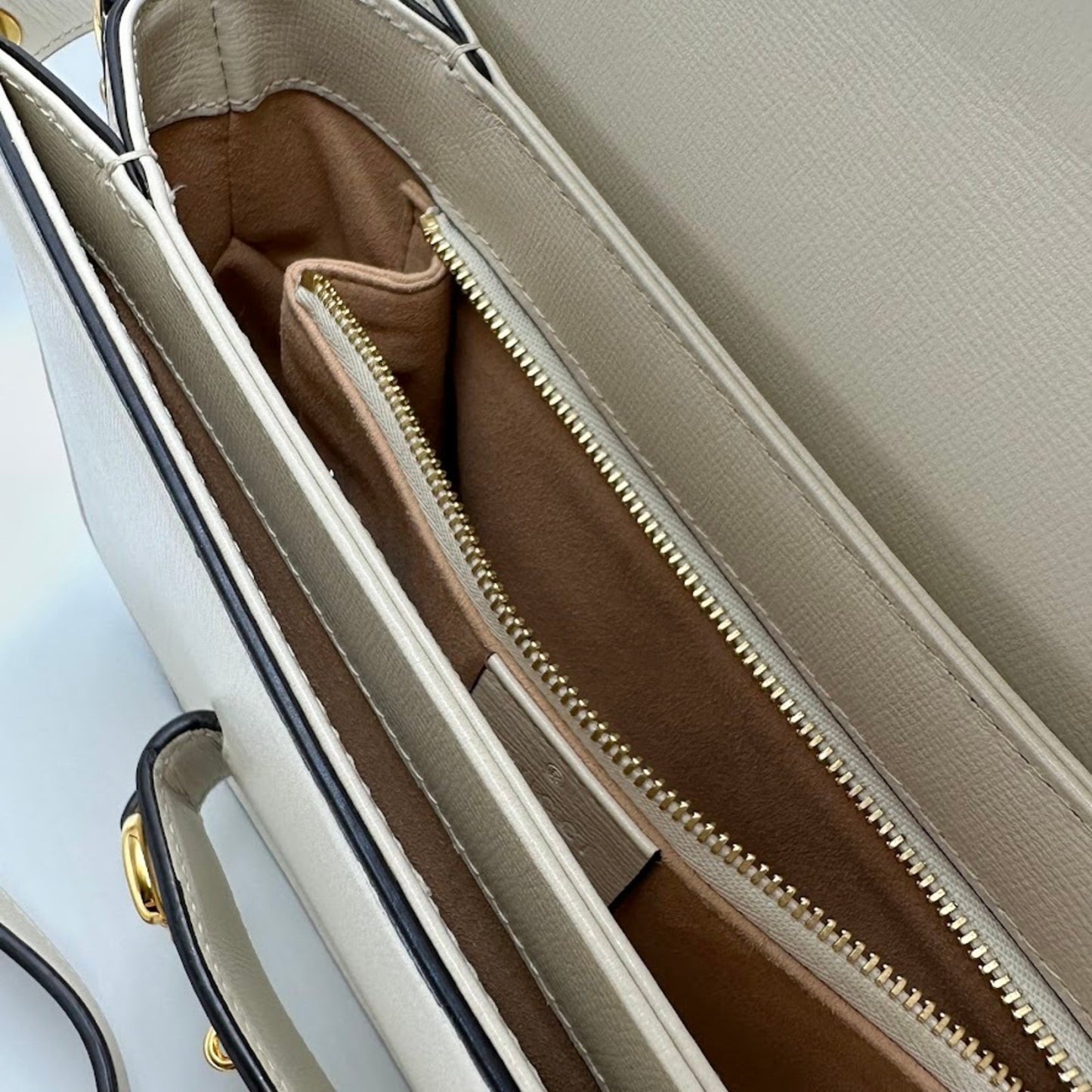 Gucci White Leather Horsebit