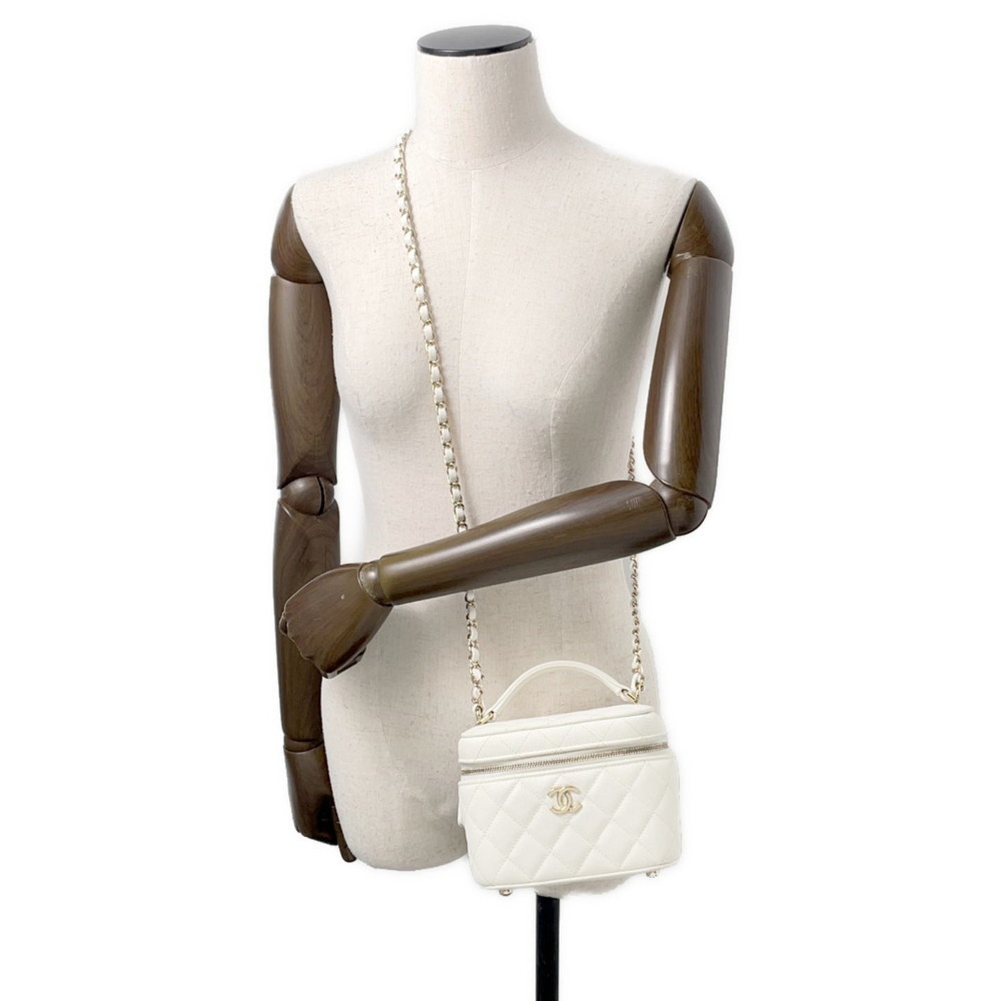Chanel White Leather Vanity