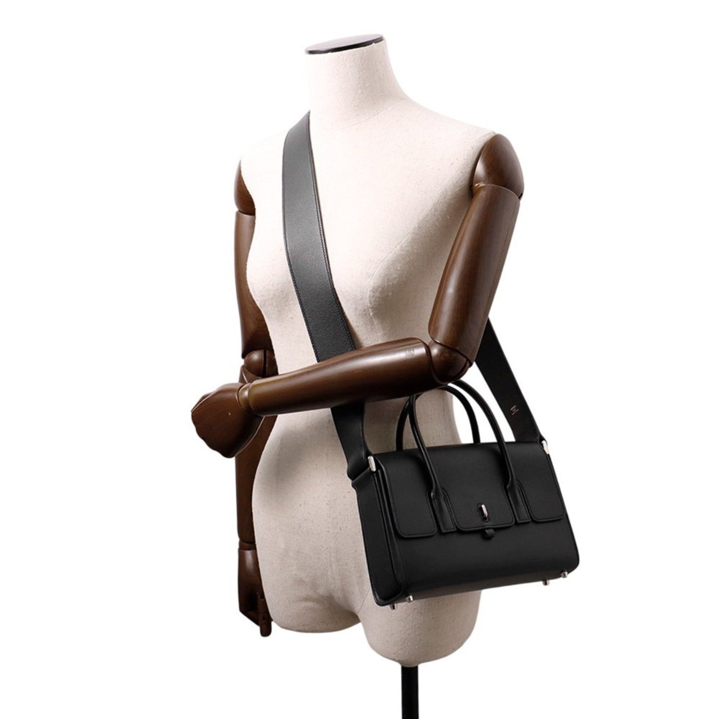 Hermès Black Leather Drag