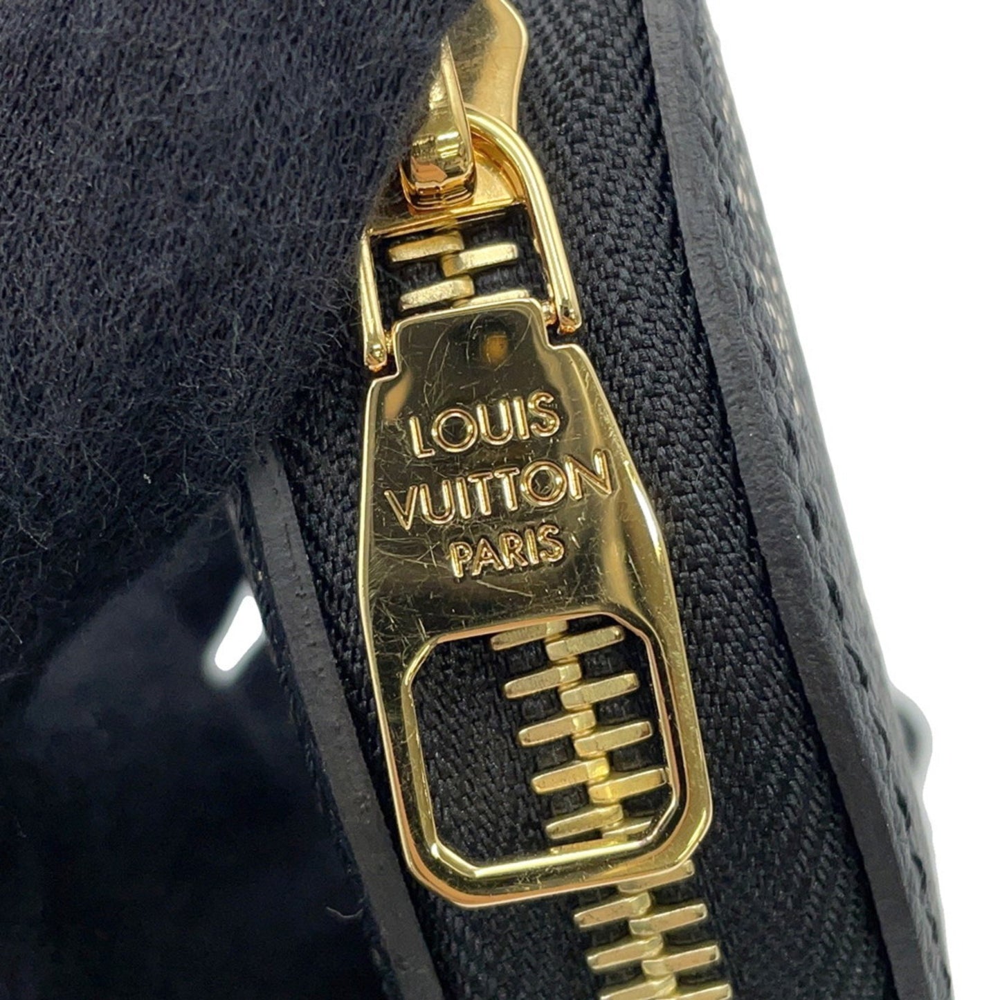 Louis Vuitton Black Leather Mahina