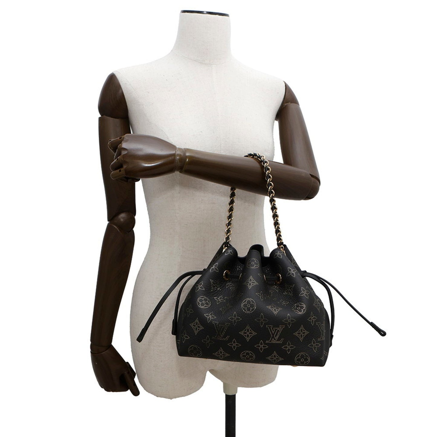 Louis Vuitton Black Leather Mahina