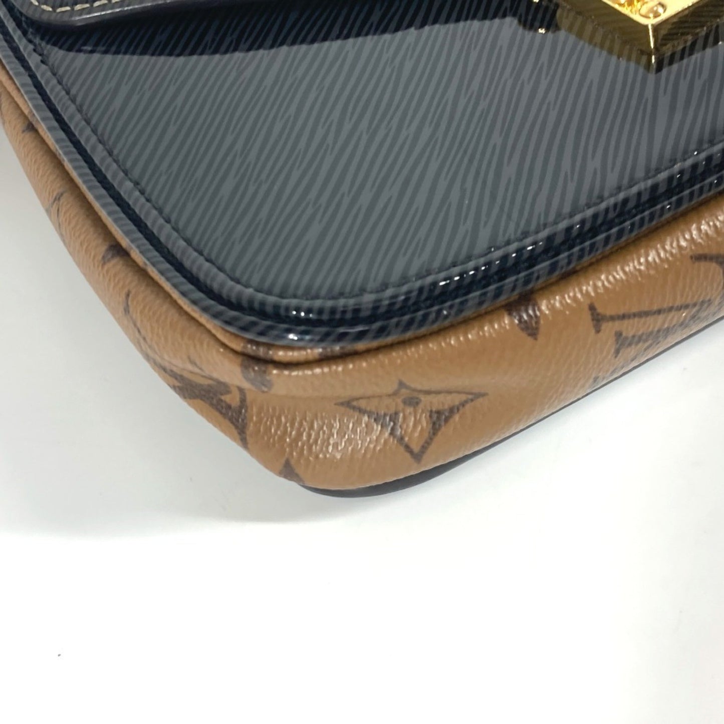 Louis Vuitton Black Leather Metis