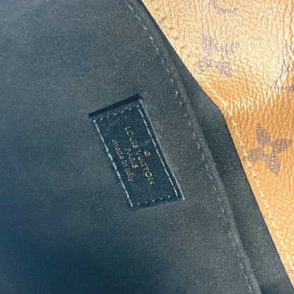Louis Vuitton Black Leather Metis