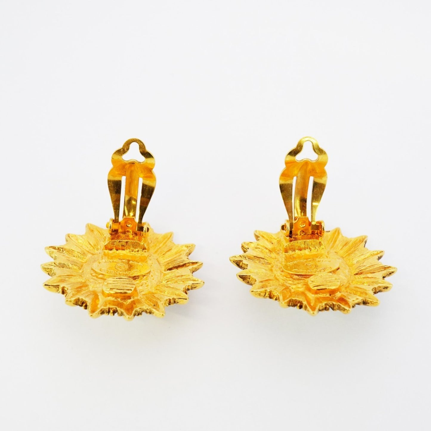 Chanel Gold Gold Plated Earring