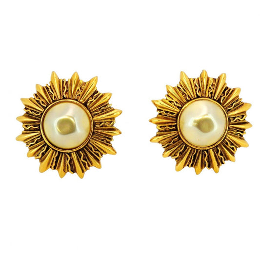 Chanel Gold Gold Plated Earring