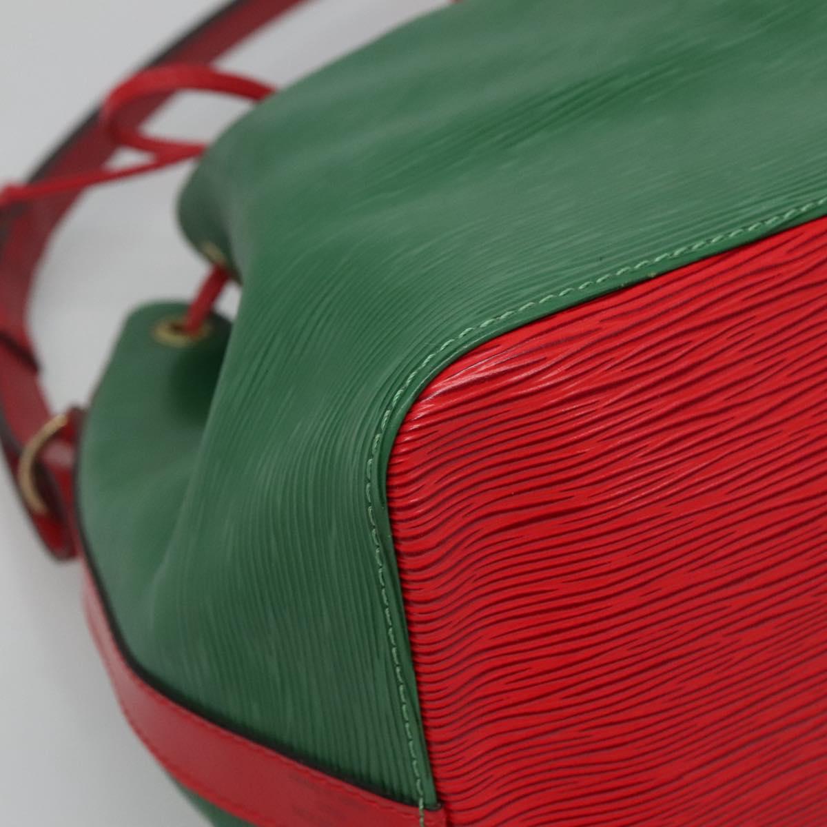 Louis Vuitton Green Leather Noé