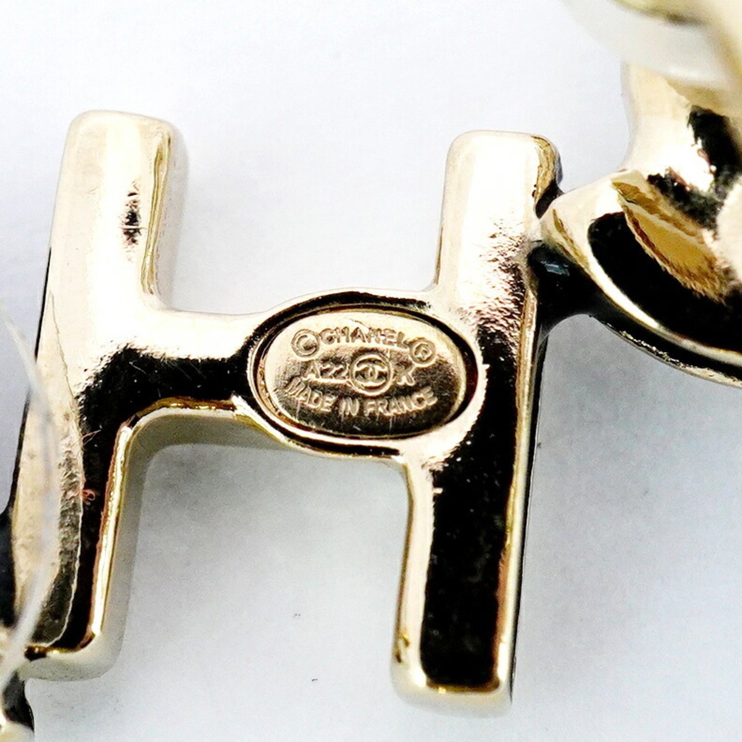 Chanel Gold Gold Plated Earring