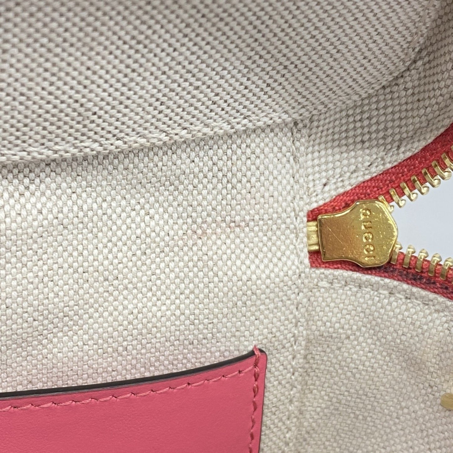 Gucci Pink Leather Gg Matelassé