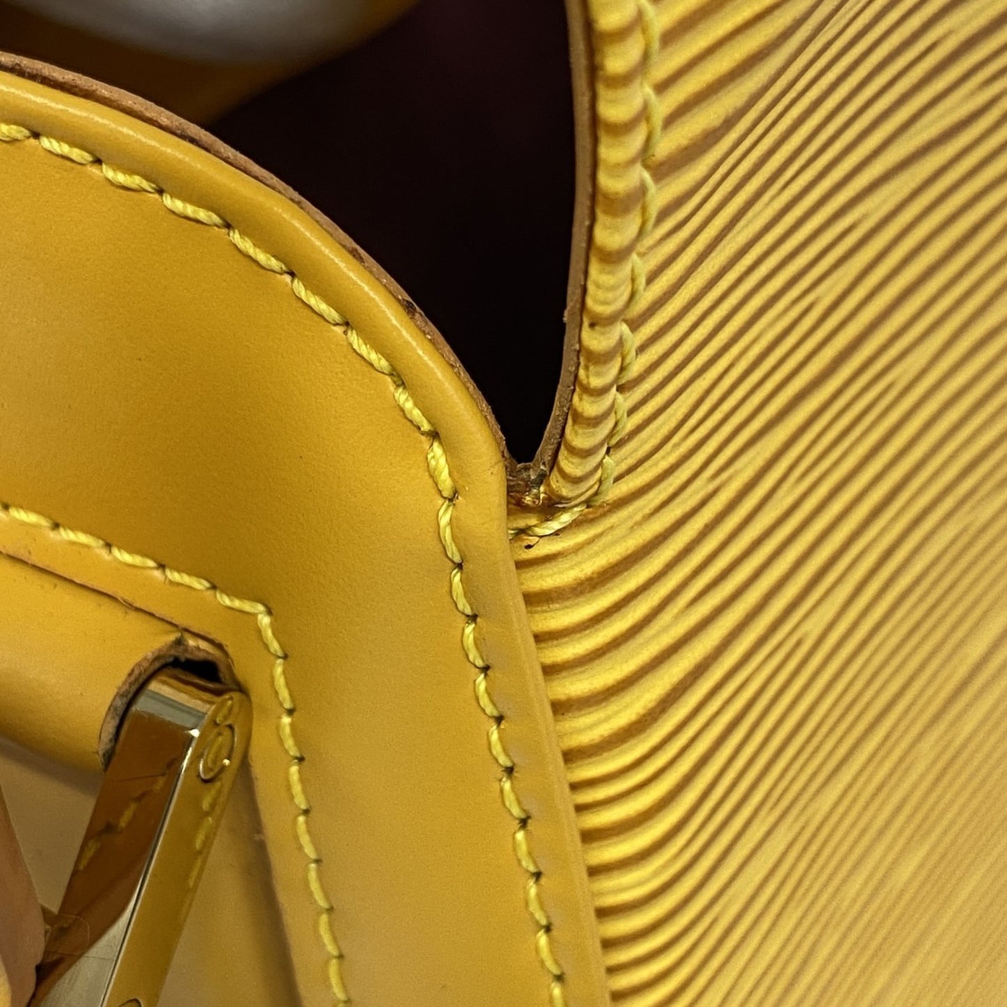 Louis Vuitton Yellow Leather Bushi