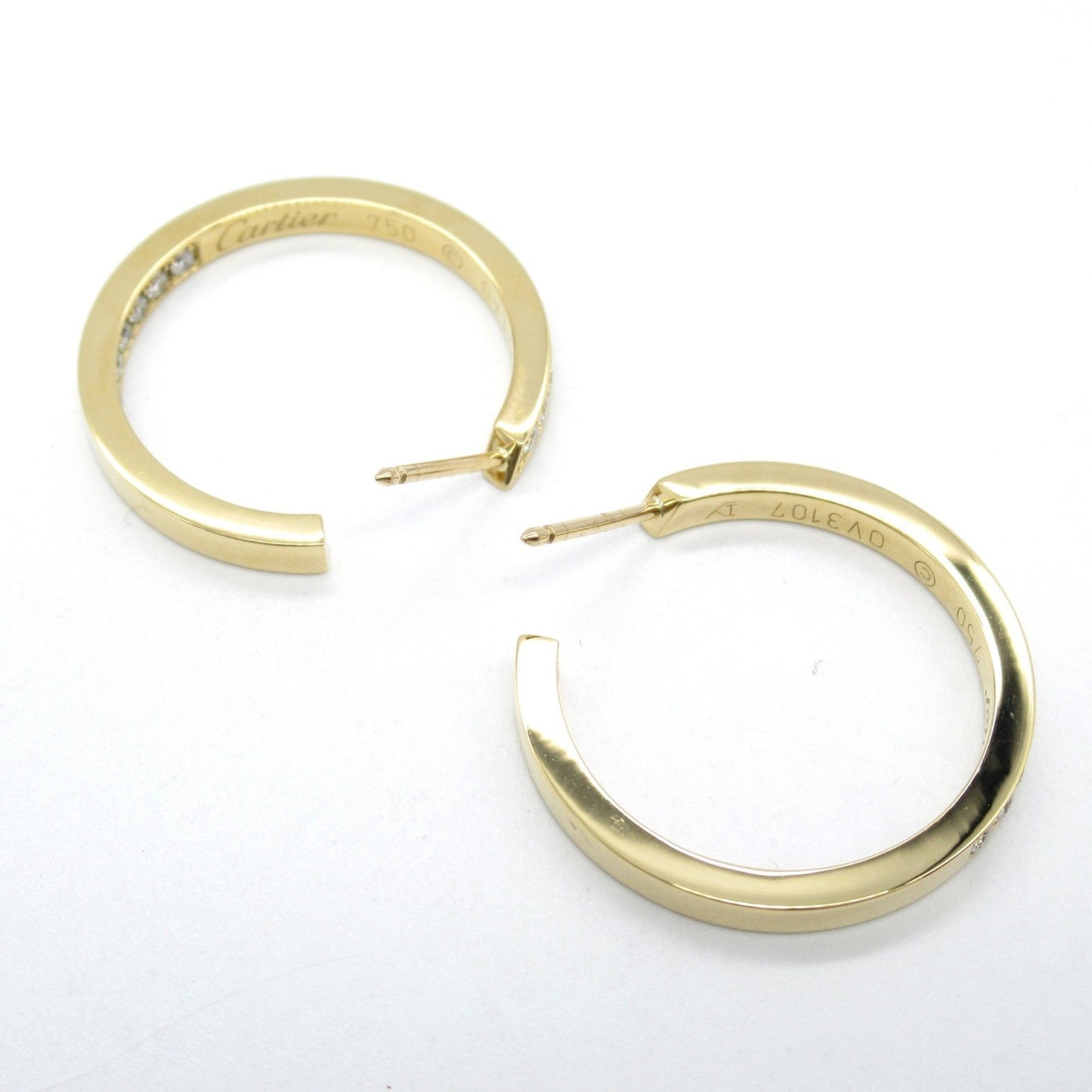 Cartier Gold Yellow Gold Earring