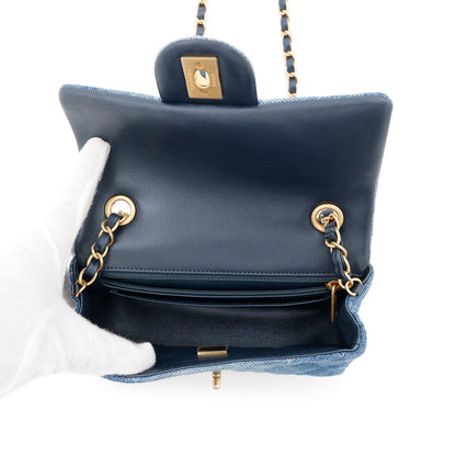 Chanel Blue Denim - Jeans Timeless