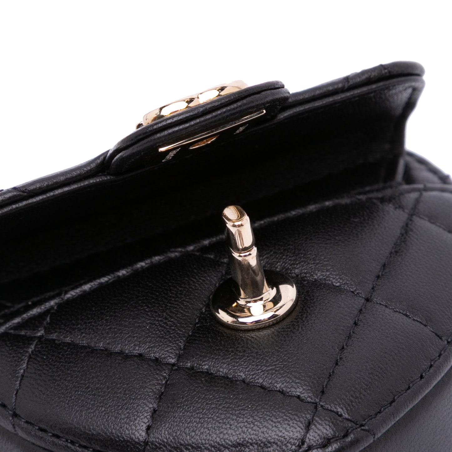 Chanel Lambskin Cc In Love Heart Necklace Bag