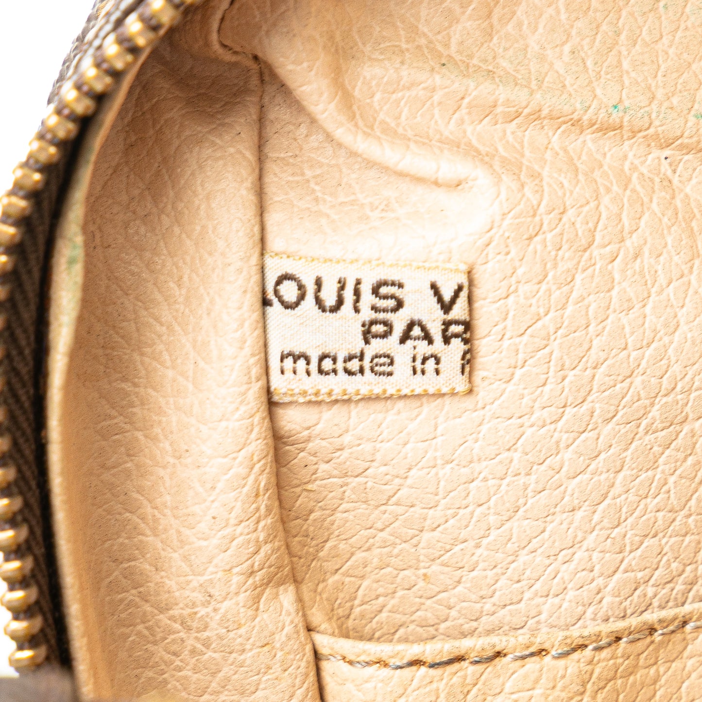 Louis Vuitton Monogram Trousse Toilette 28