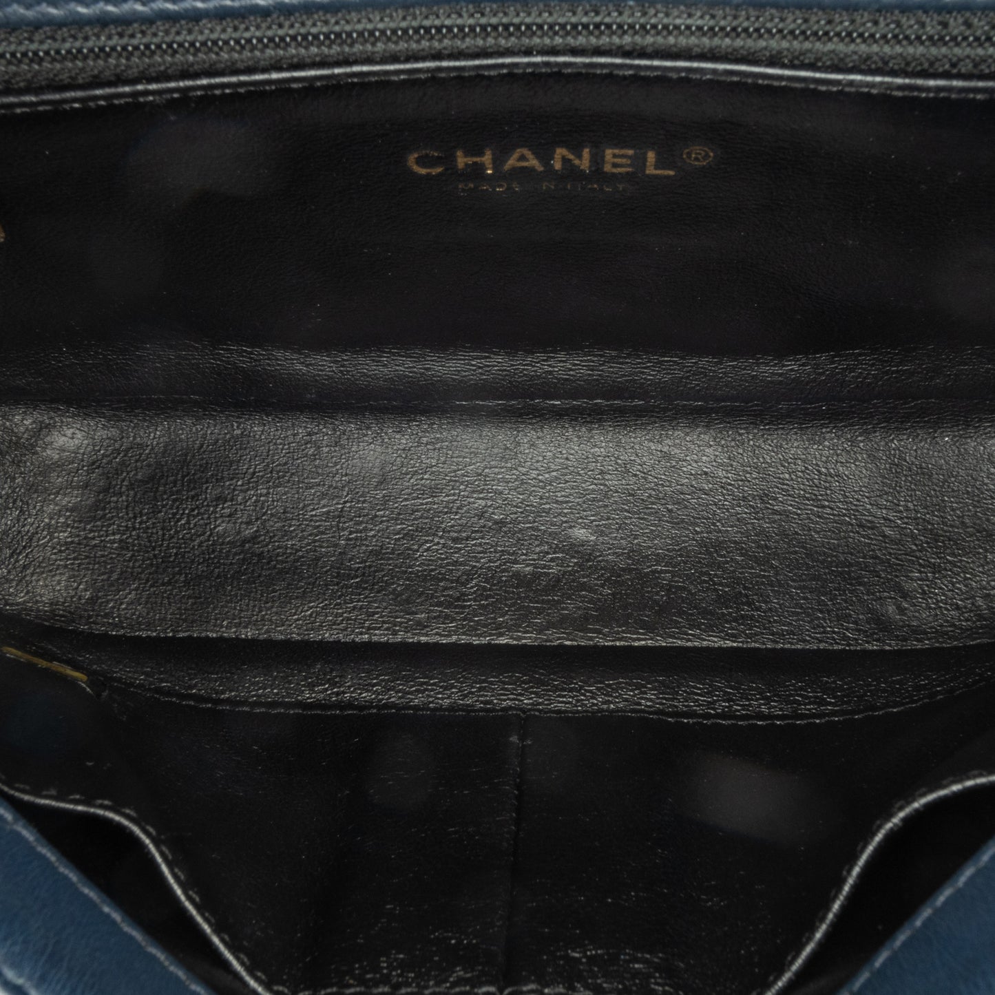 Chanel Small Bicolor Caviar CC Filigree Flap (20528)