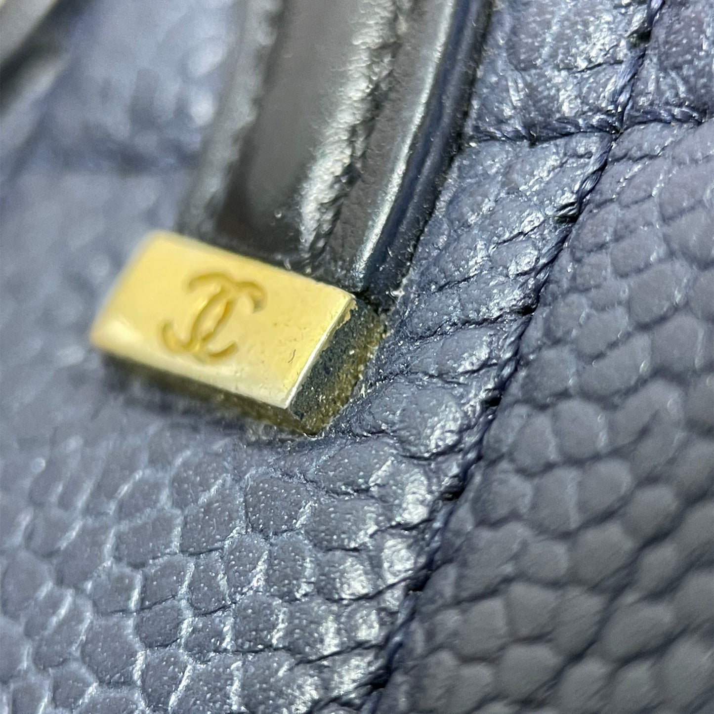 Chanel Small Bicolor Caviar CC Filigree Flap (20528)