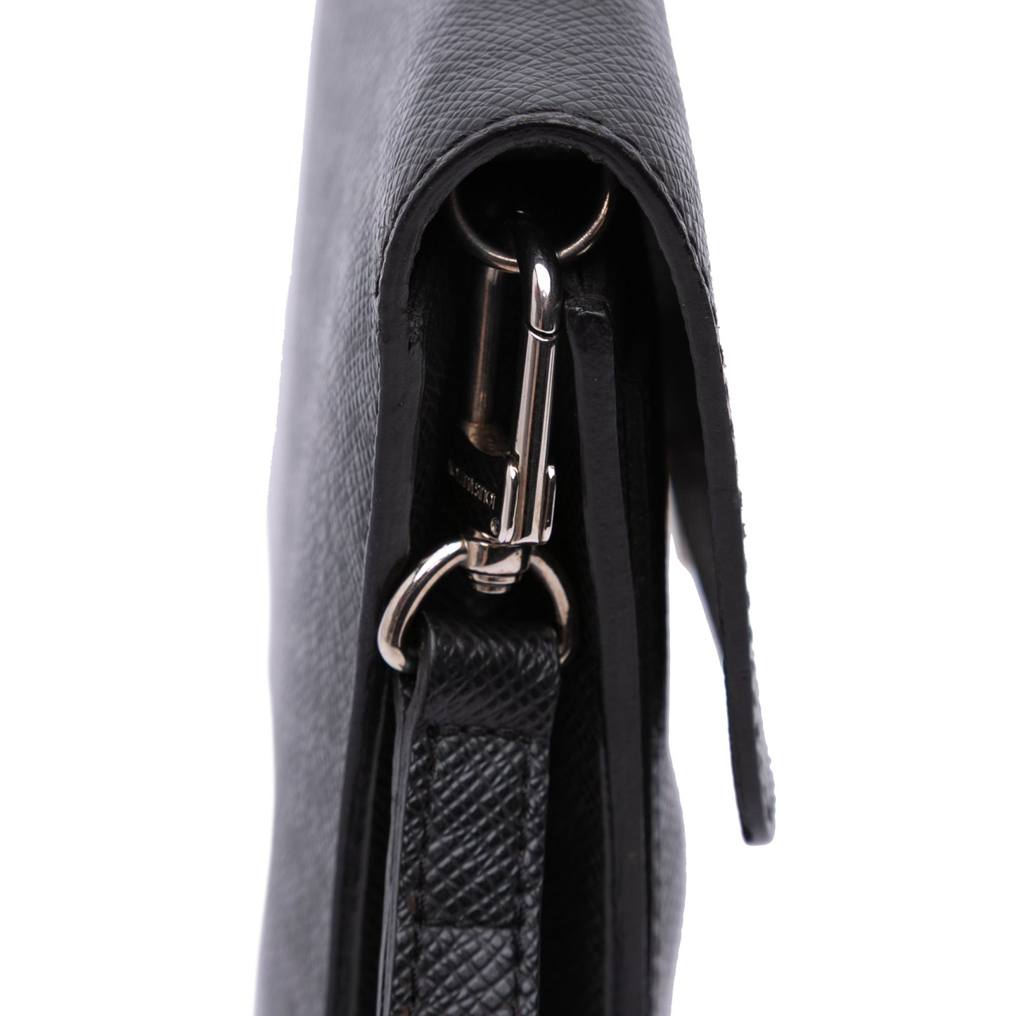 Louis Vuitton Taiga Belaia Clutch