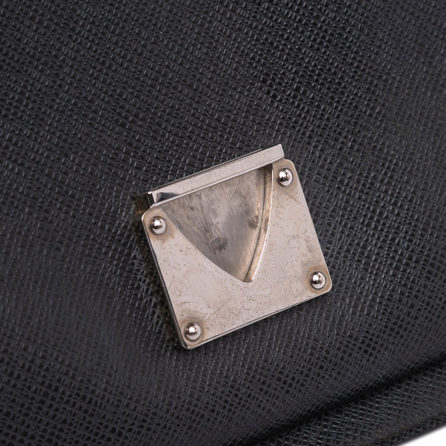 Louis Vuitton Taiga Belaia Clutch
