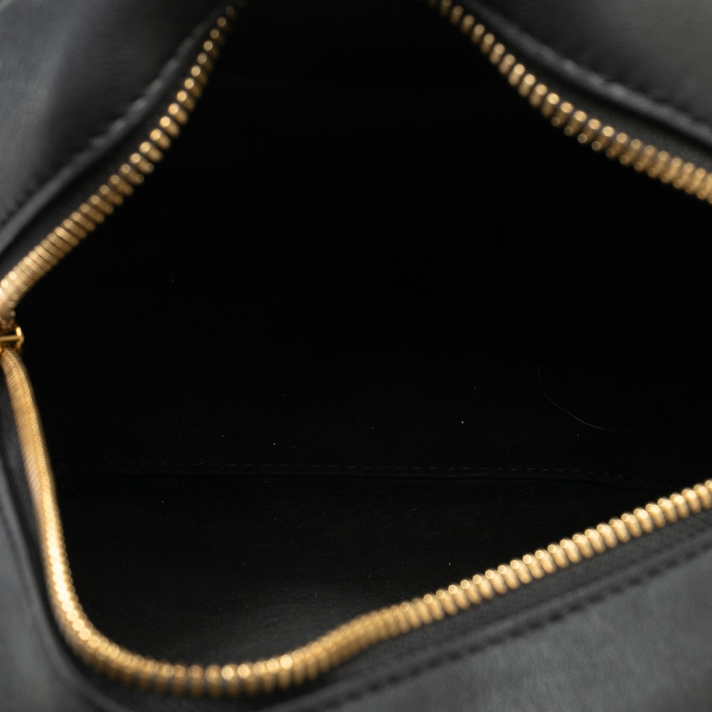 Louis Vuitton Monogram Vernis Boite Chapeau Souple Mm