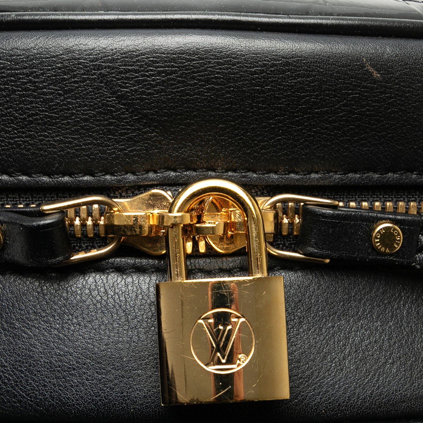 Louis Vuitton Monogram Vernis Boite Chapeau Souple Mm