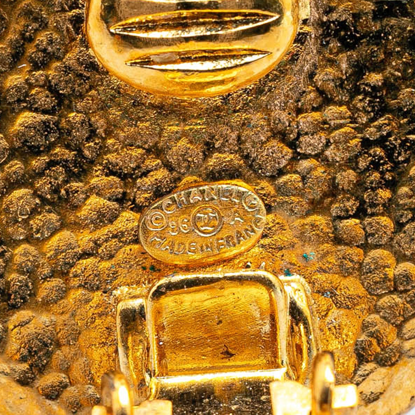 Chanel Gold Plated CC Clip On Earrings (20727)