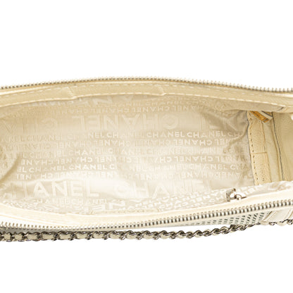 Chanel Caviar Perforated Pulley Shoulder Bag (21226)