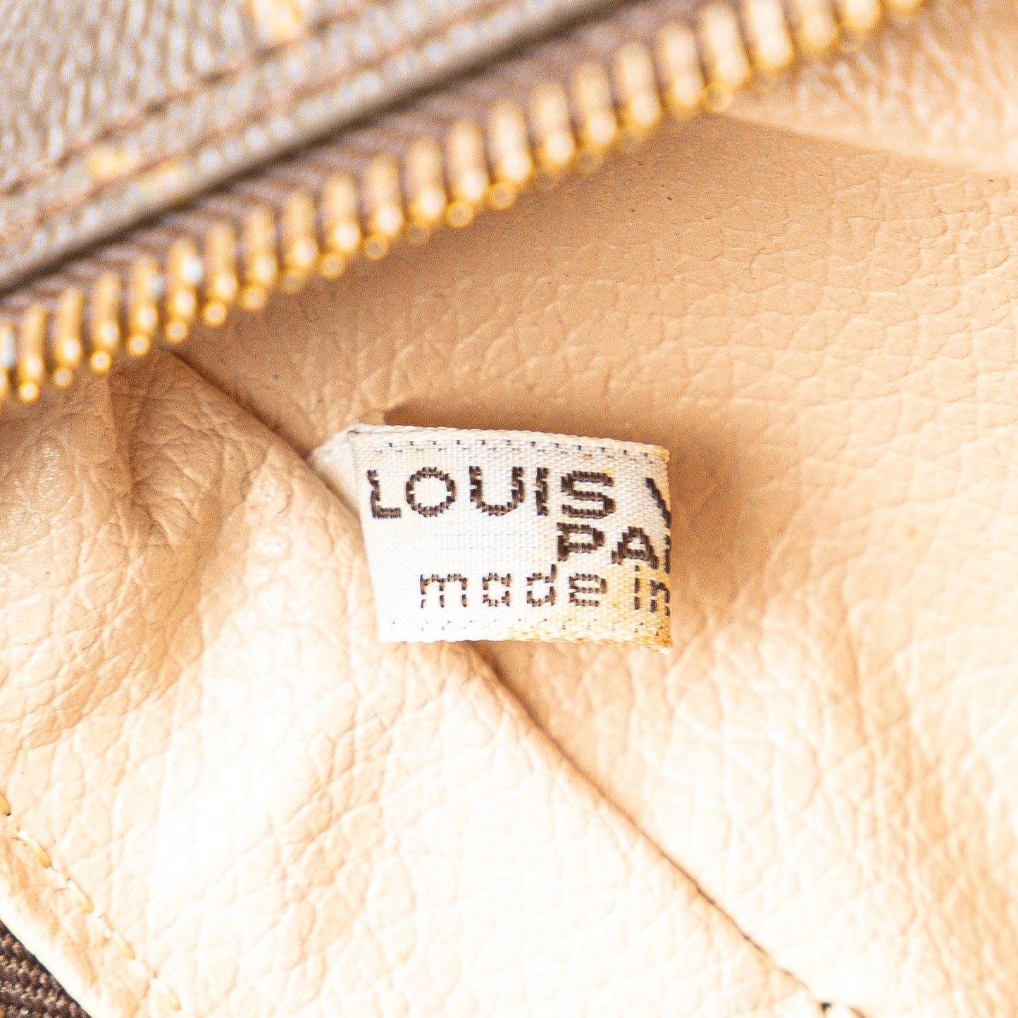 Louis Vuitton Monogram Trousse Toilette 28
