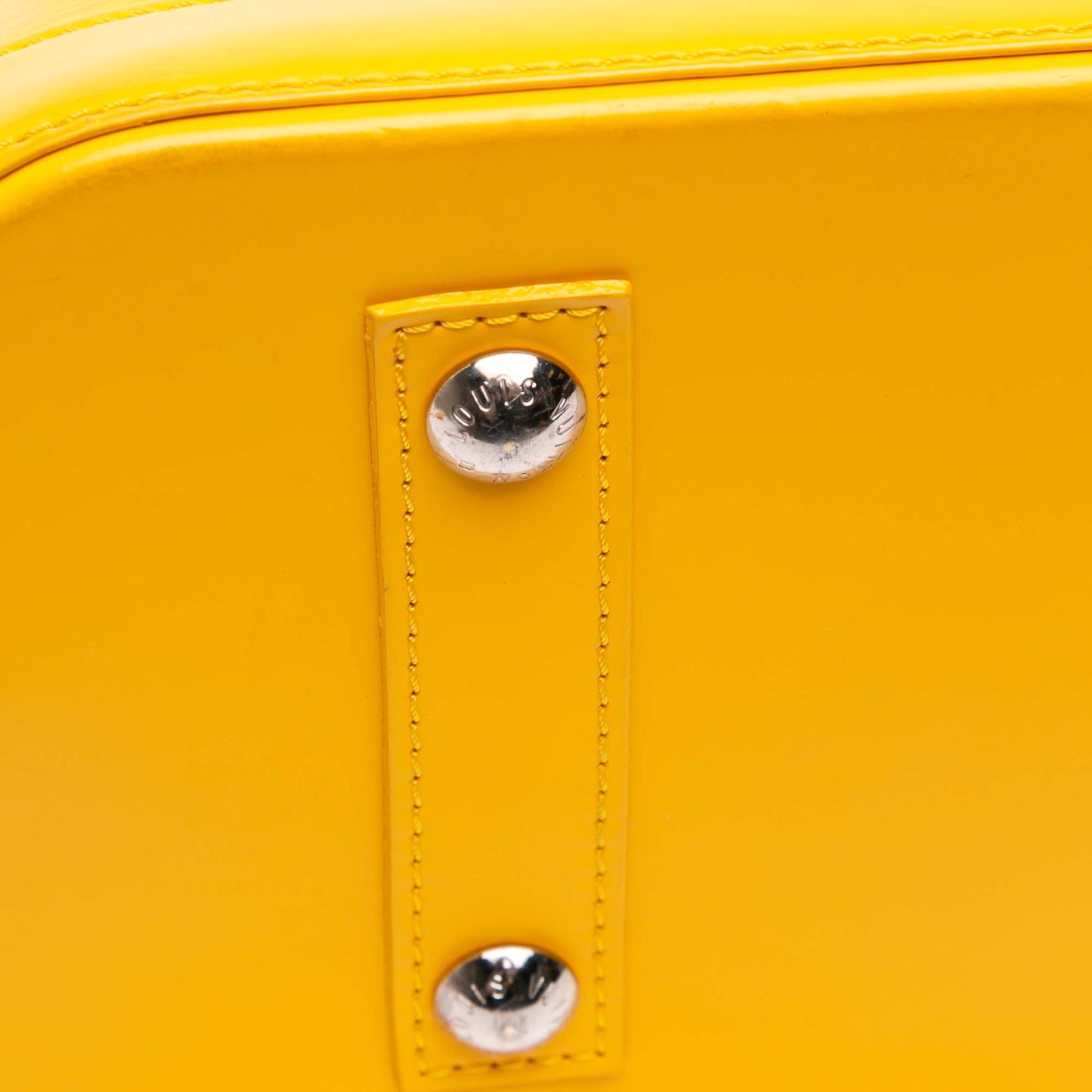 Louis Vuitton Epi Alma Pm