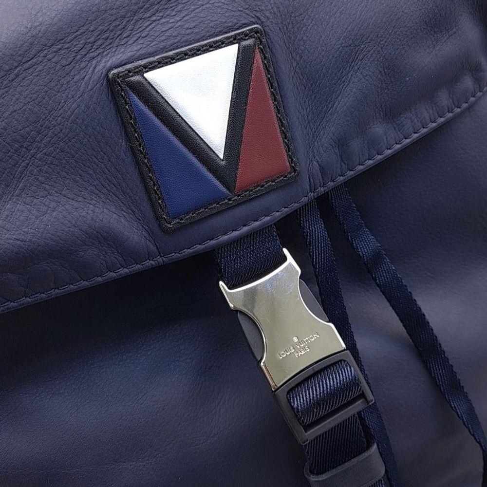 Louis Vuitton V Line Pulse Backpack (7640698)