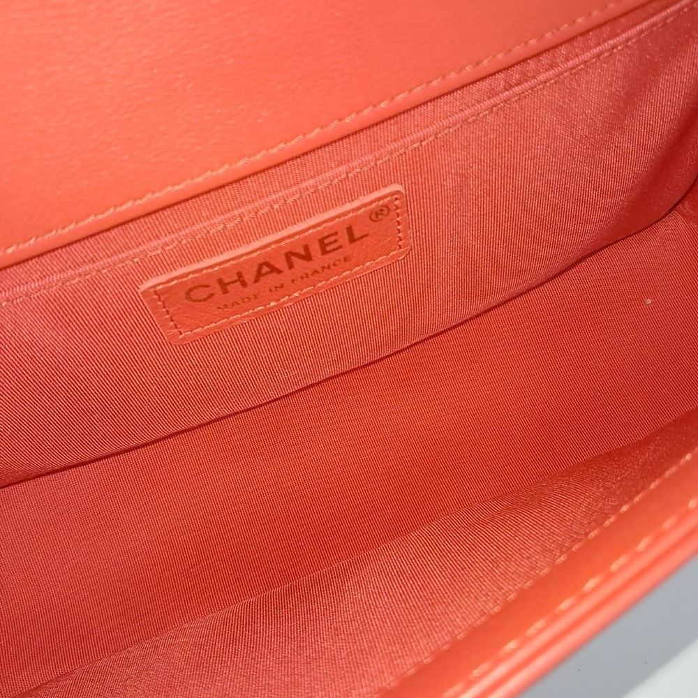 Chanel Chevron Boy Bag Medium (1028929)