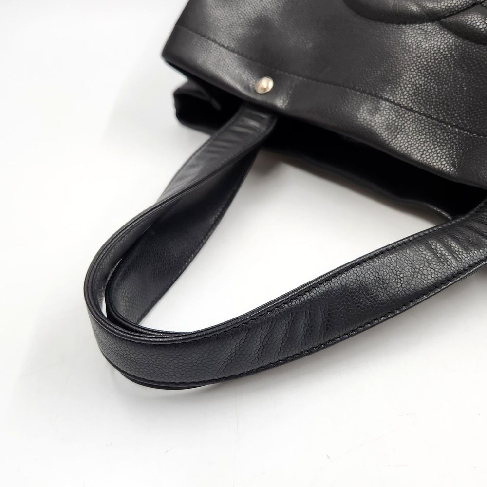 Chanel Caviar Shoulder Bag (6156440)