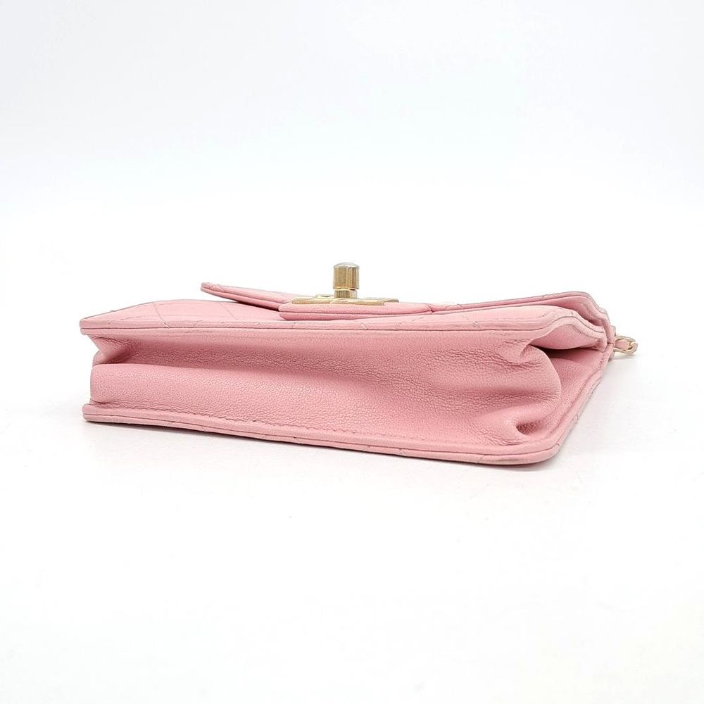 Chanel Pearl-embellished Chain Crossbody Bag (9175559)