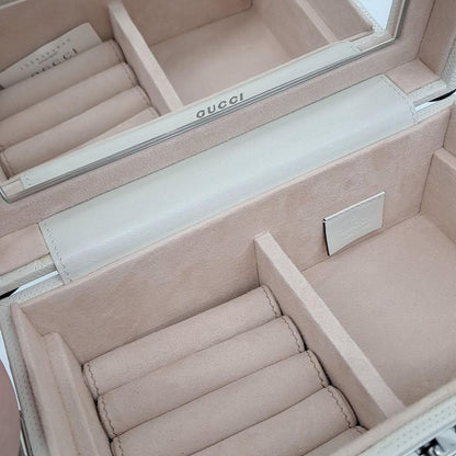 Gucci Gg Embossed Jewelry Case (649582) (8483072)