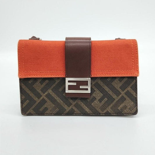 Fendi Baguette Pouch (6704724)